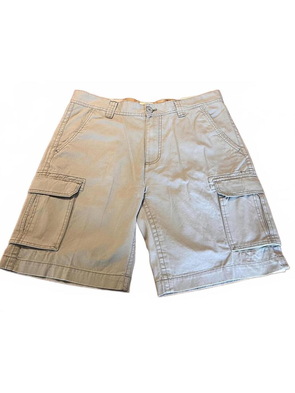 St. John's Bay Men's Khaki Cargo Shorts Size 34 New with Tags